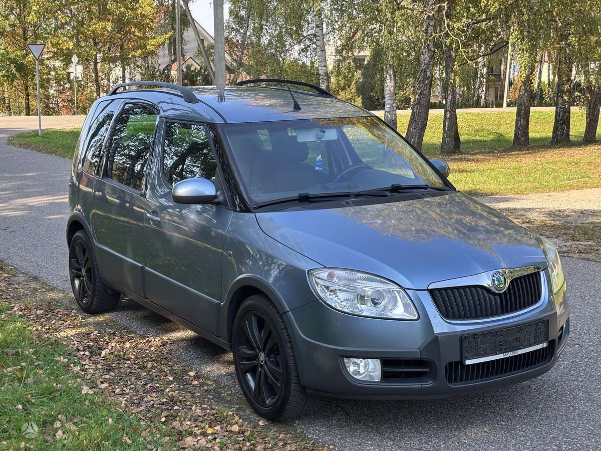 Skoda Roomster 2007 — салон
