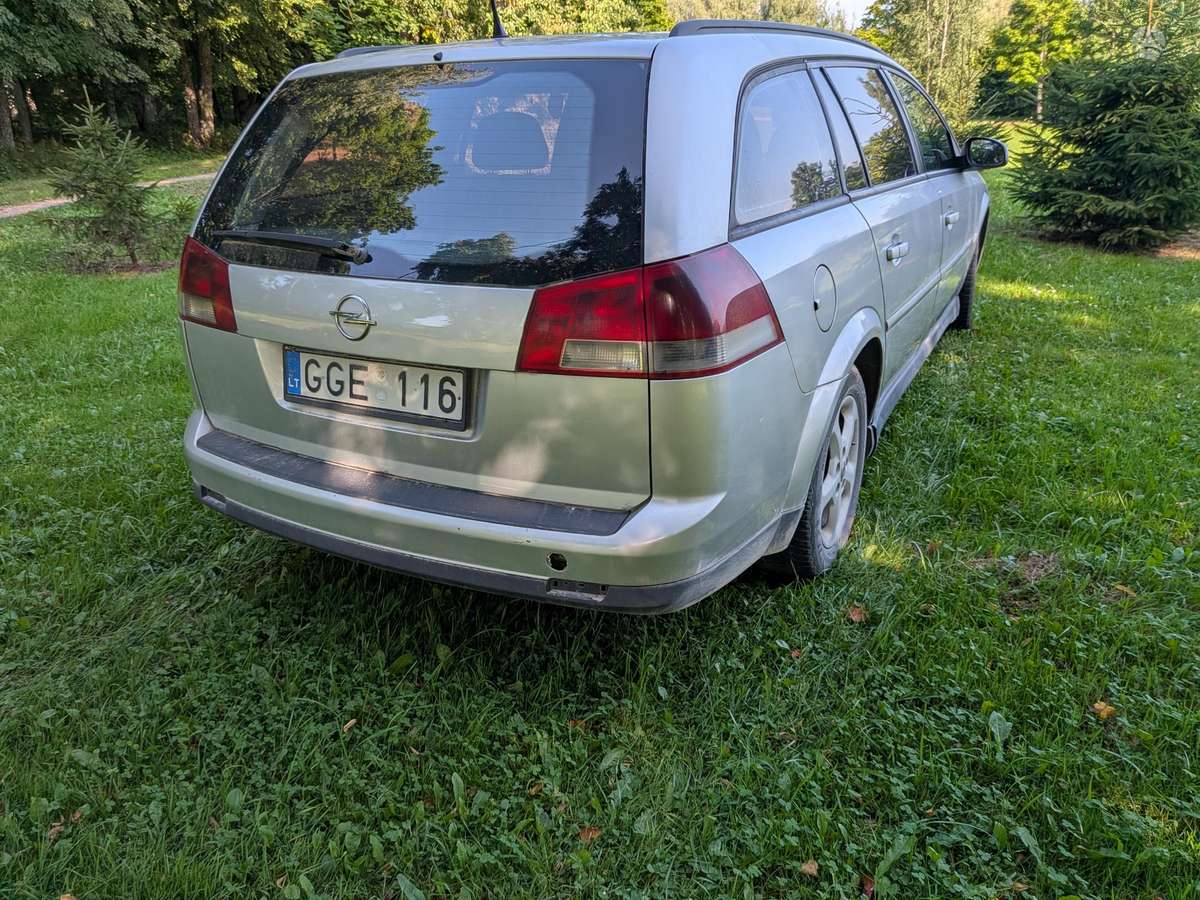 Opel Vectra 2004 — двигун 1910 cm³, 150 HP (110kW)