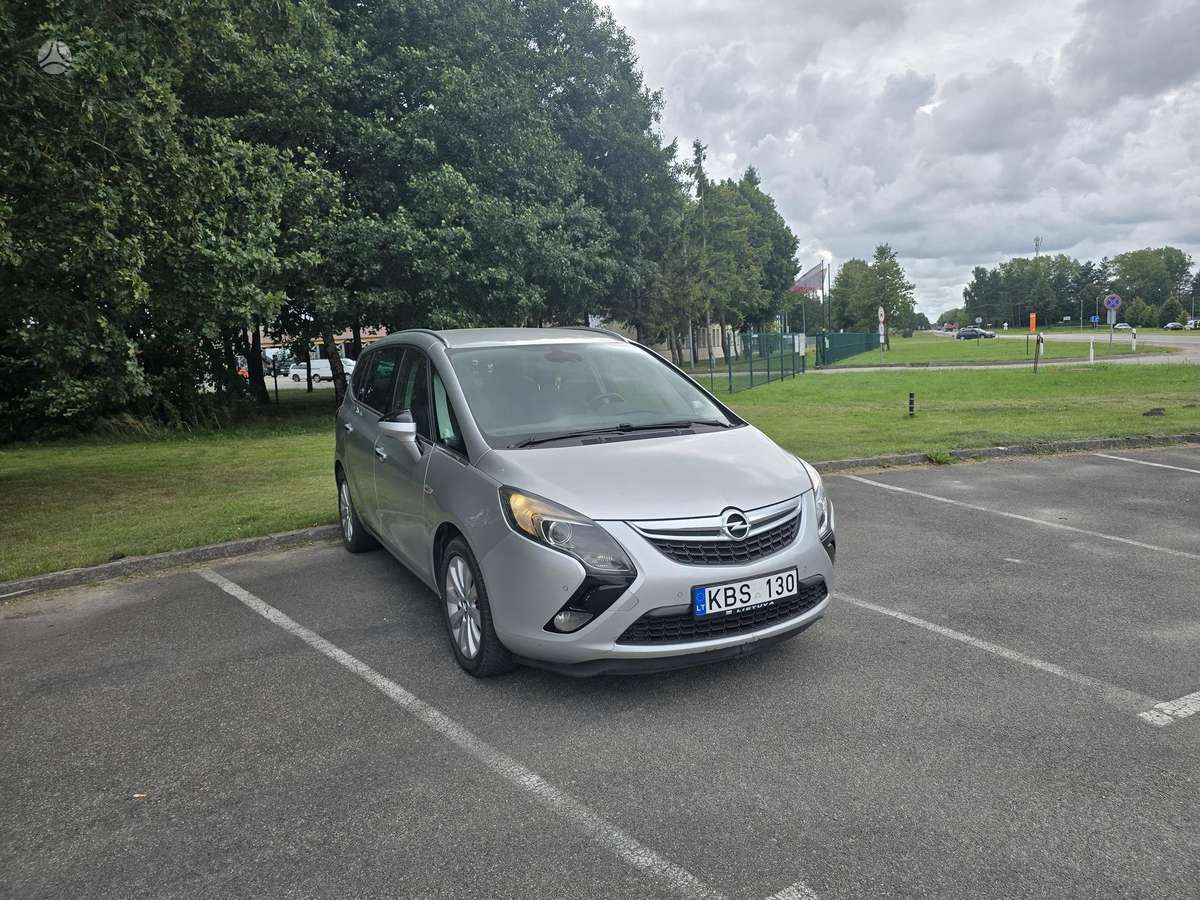 Opel Zafira 2012 — авто для ЗСУ з Європи