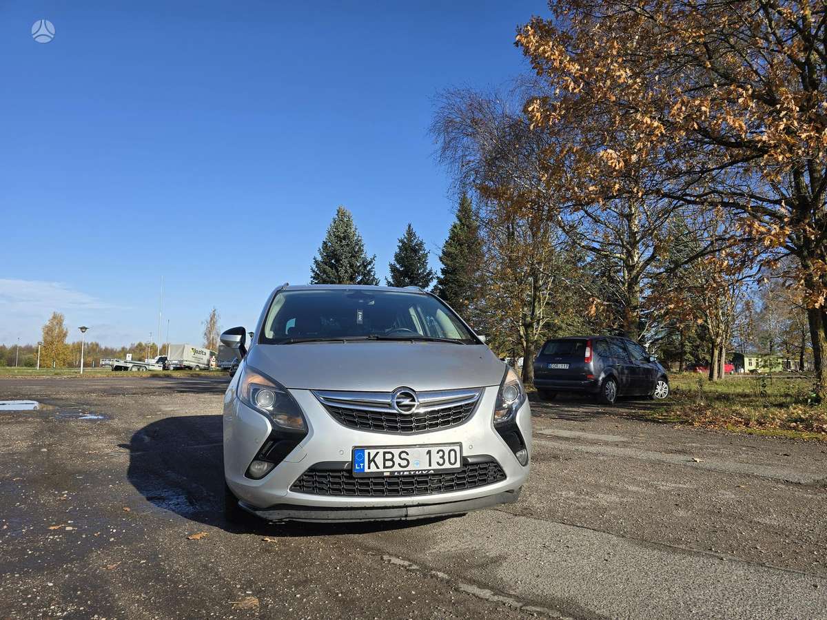 Opel Zafira, 2012