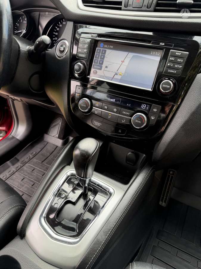 Nissan Qashqai 2015 — photo 17