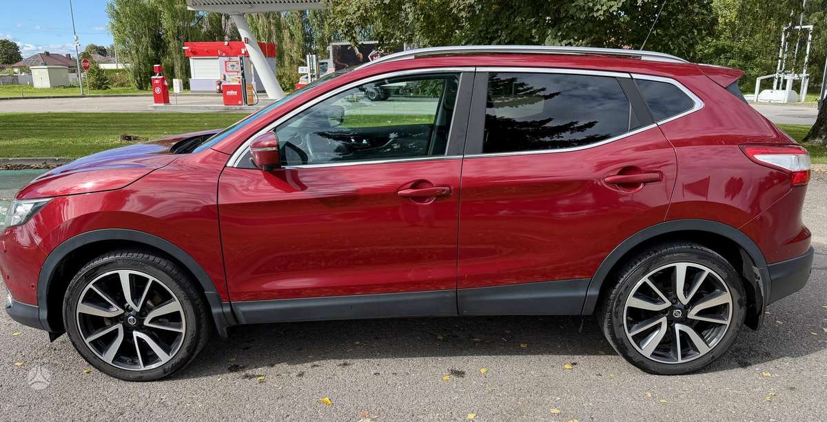 Nissan Qashqai 2015 — engine 1197 cm³, 116 HP (85kW)