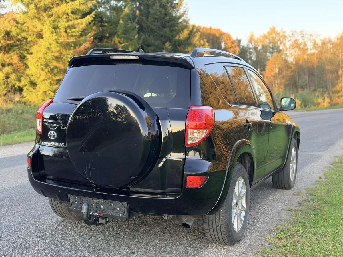 Toyota RAV4 2009 — photo 12