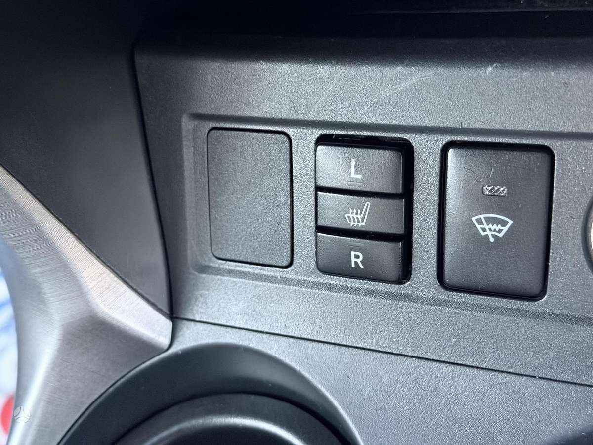 Toyota RAV4 2009 — photo 30