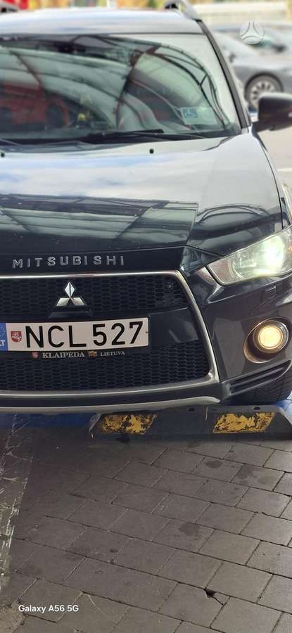 Mitsubishi Outlander 2012 — фото 10