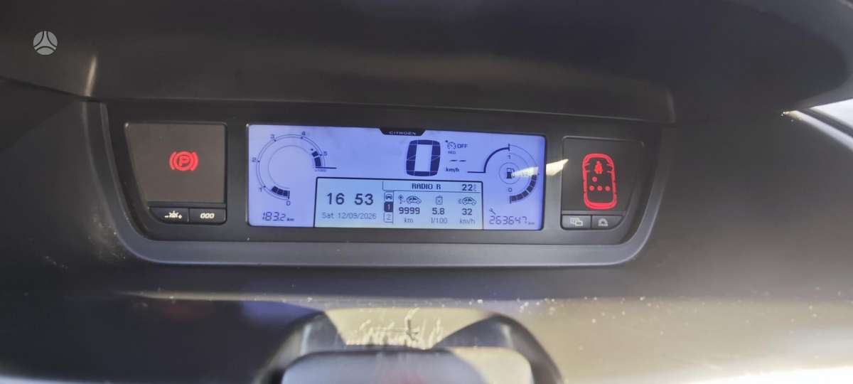Citroen C4 2009 — photo 6