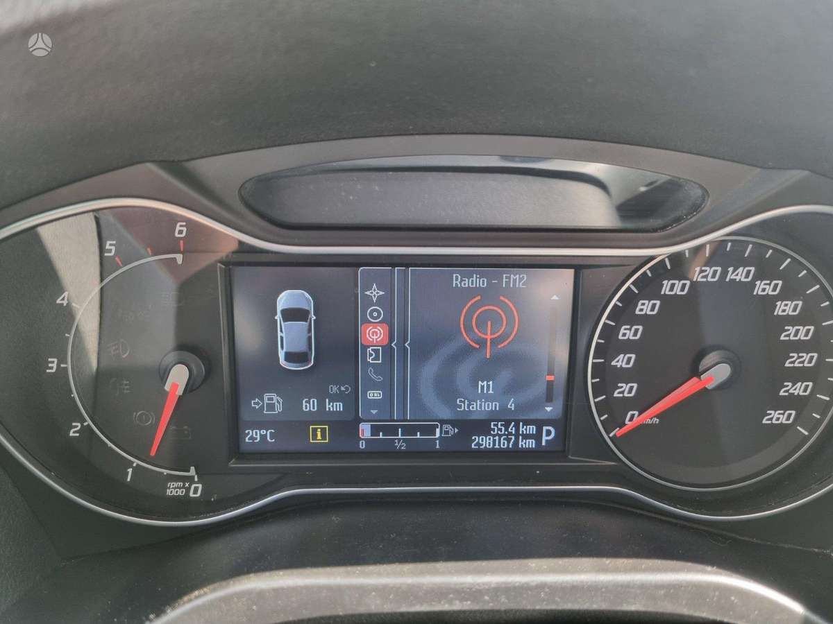 Ford S-MAX 2012 — photo 16