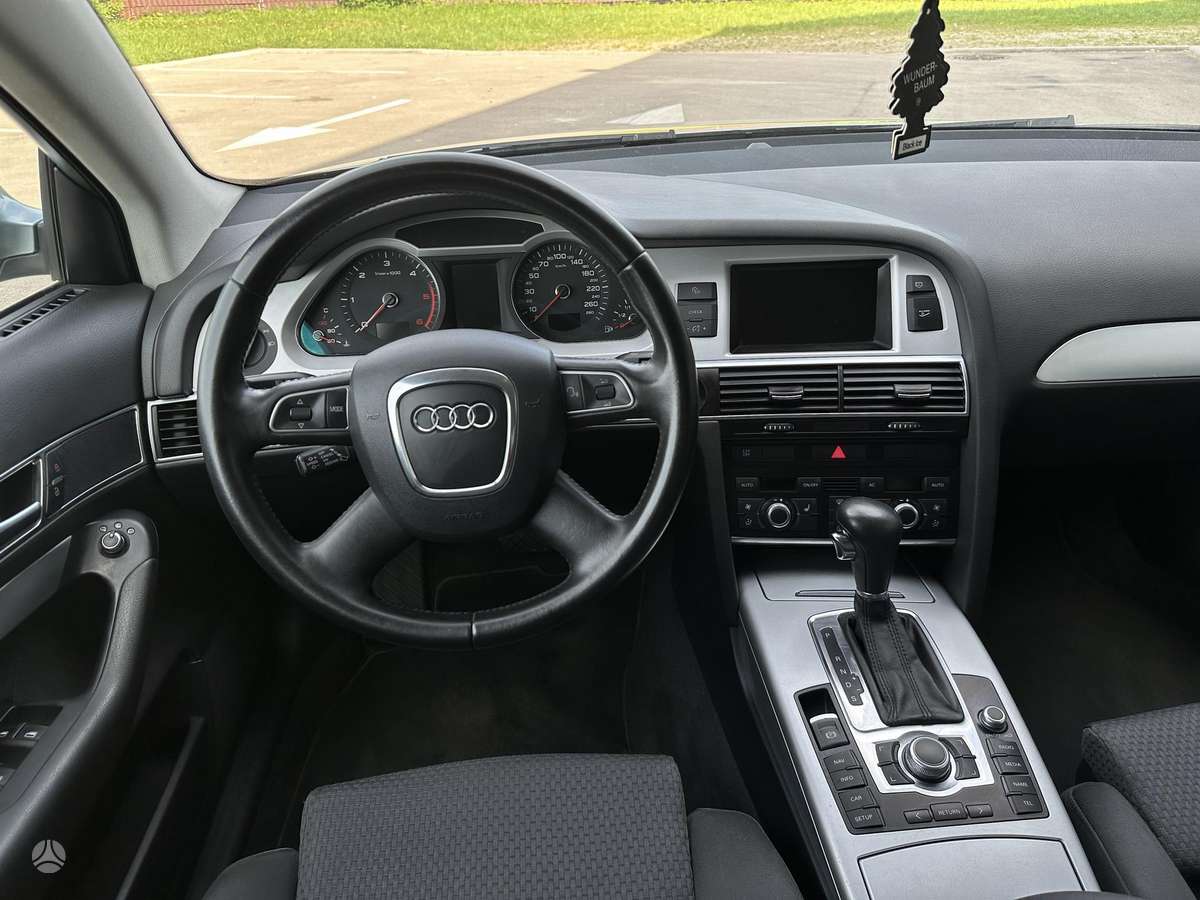 Audi A6 2009 — photo 12
