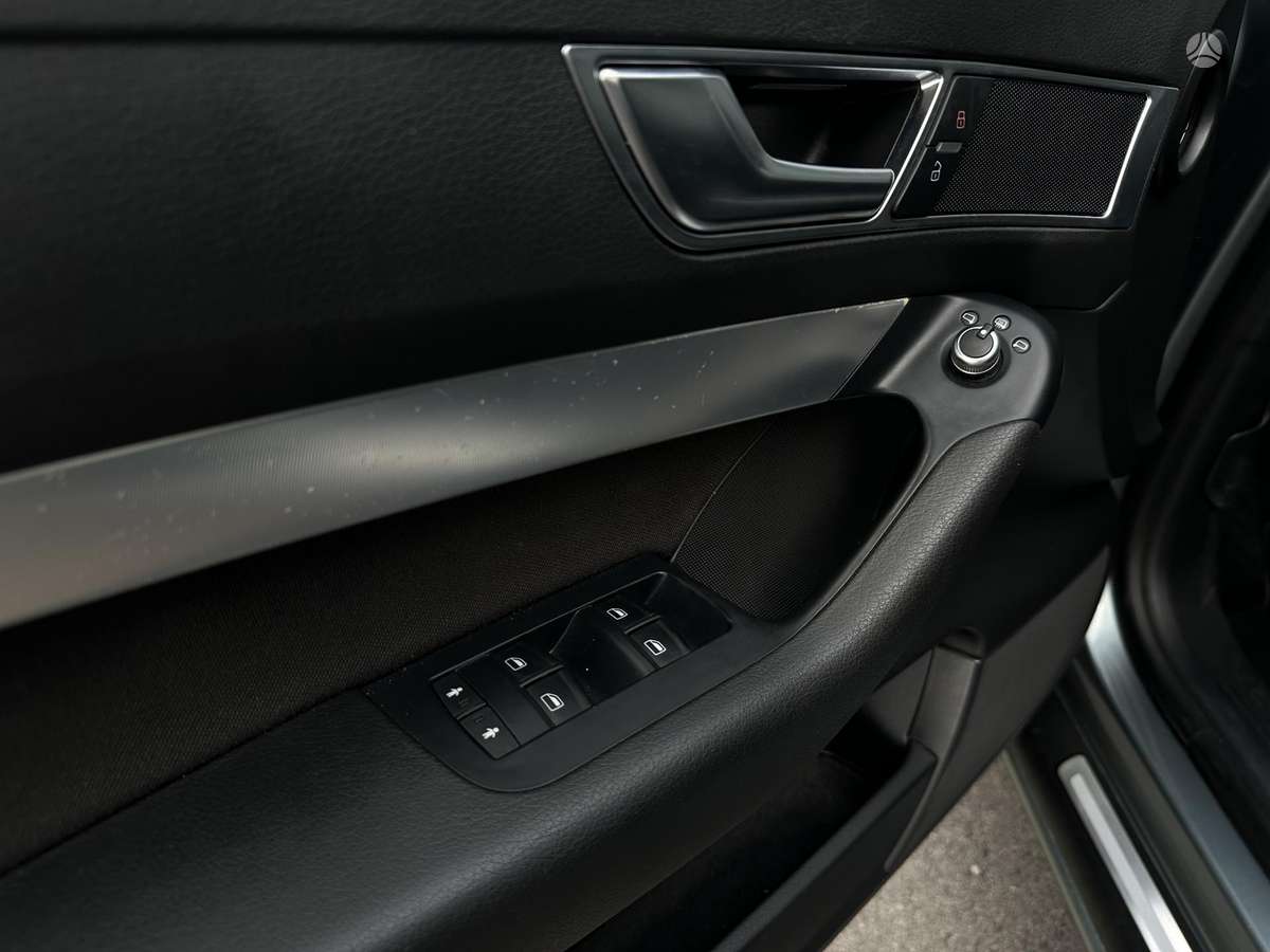 Audi A6 2009 — photo 13