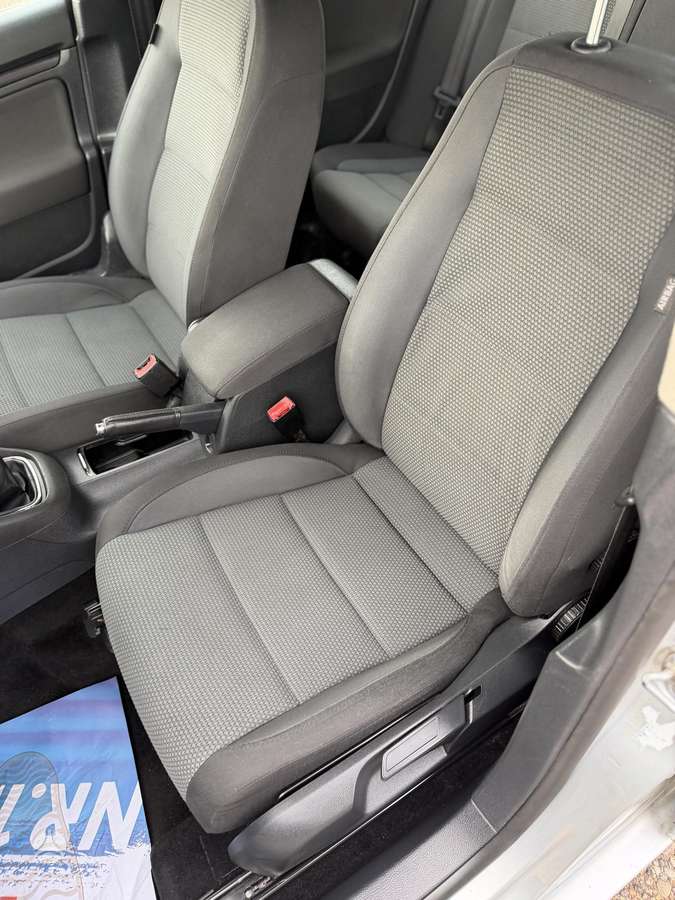 Volkswagen Golf 2010 — photo 13