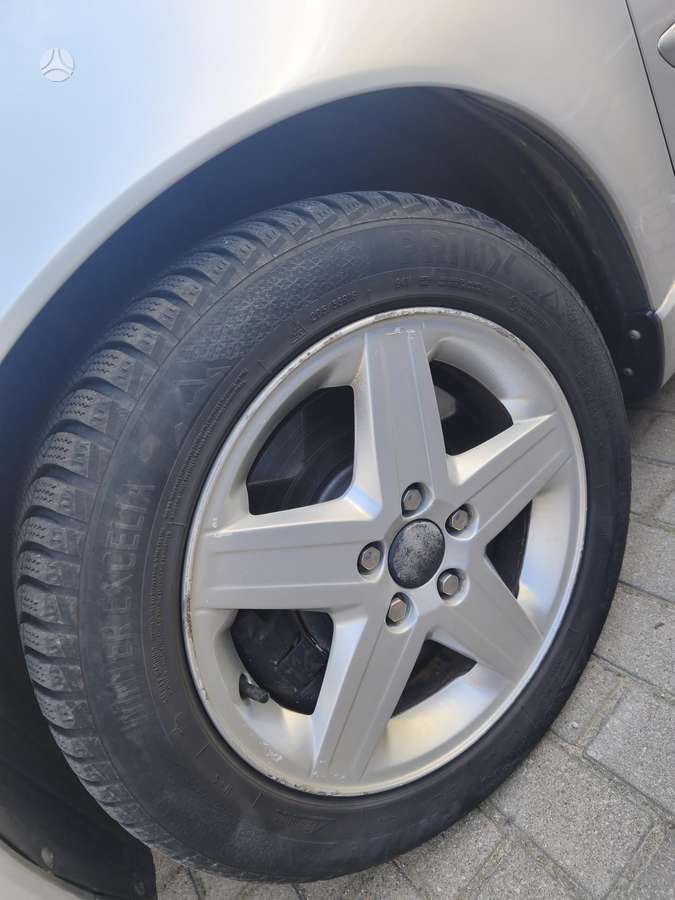 Volvo V50 2009 — photo 13