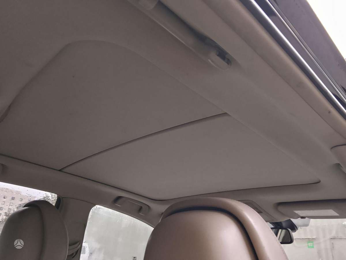 Toyota Avensis 2010 — photo 12