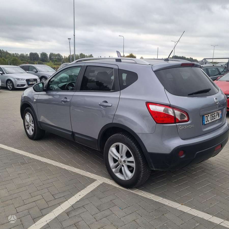 Nissan Qashqai 2014 — engine 1461 cm³, 110 HP (81kW)