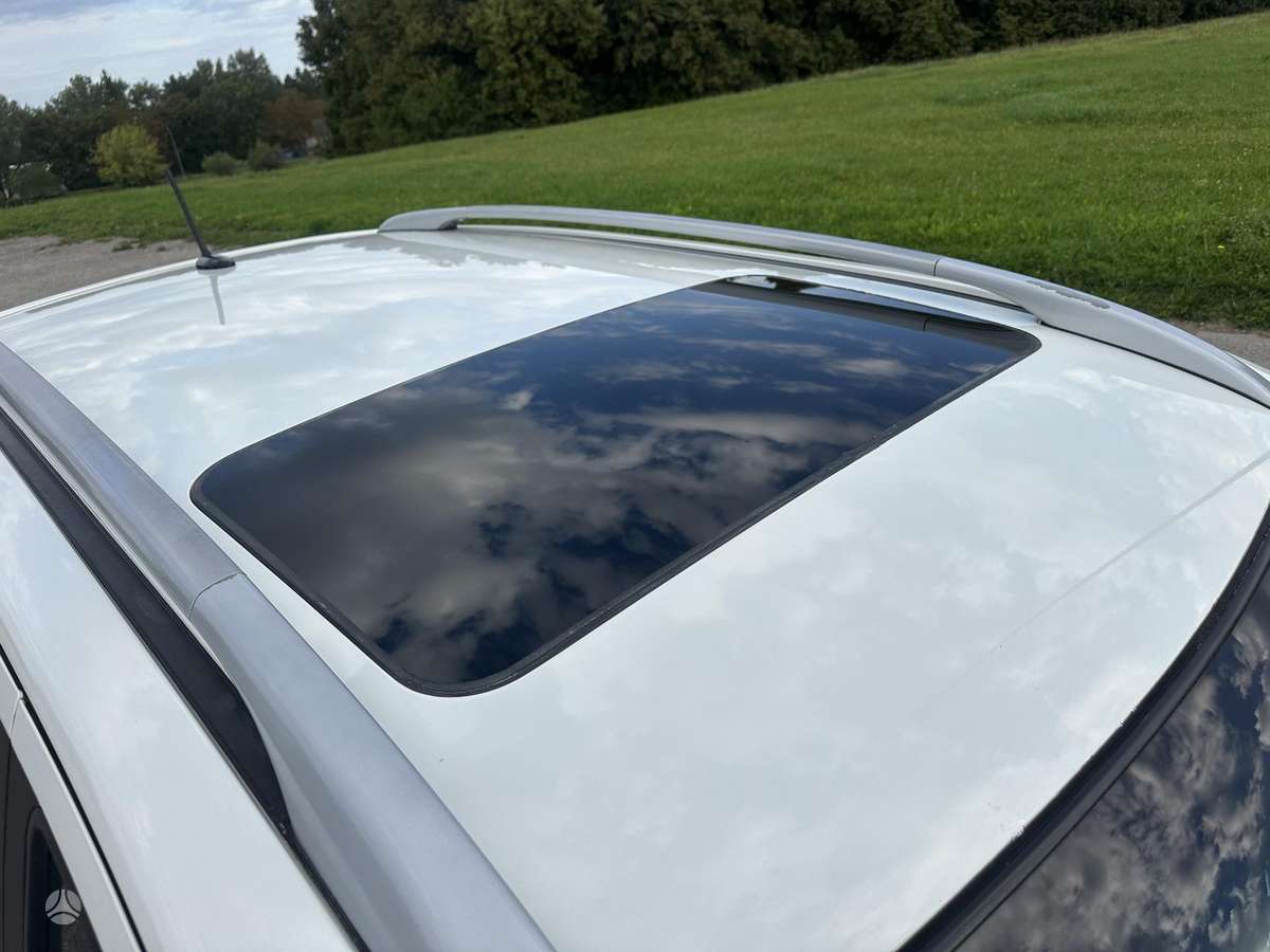 Hyundai Santa 2011 — photo 13