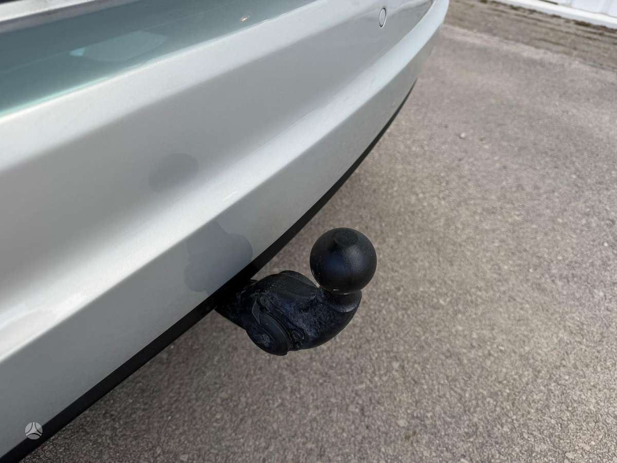 Seat Alhambra 2012 — photo 26