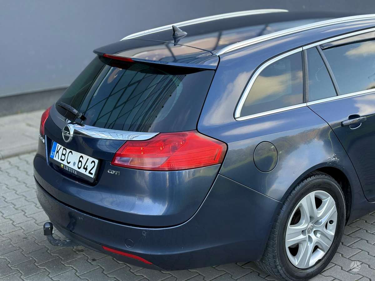 Opel Insignia 2012 — фото 10