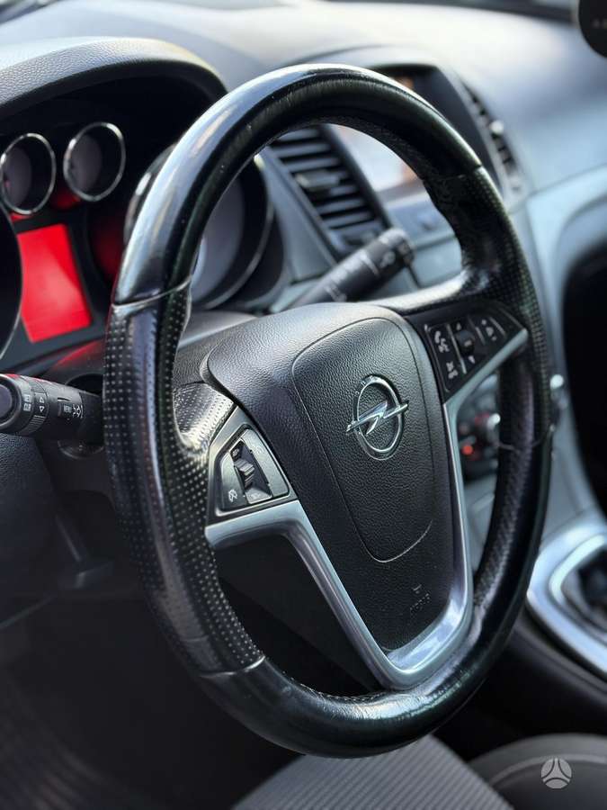 Opel Insignia 2012 — фото 17