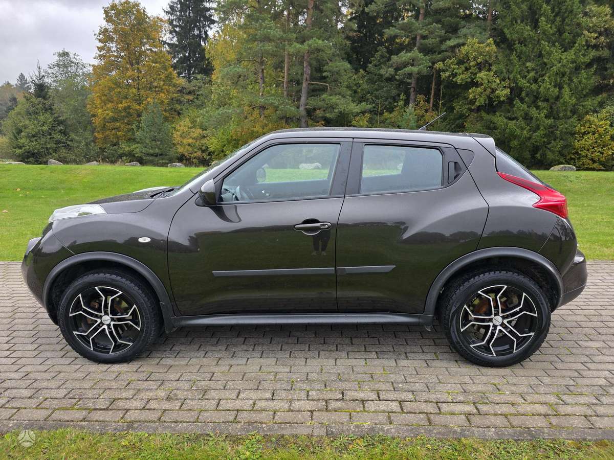 Nissan Juke 2011 — photo 11