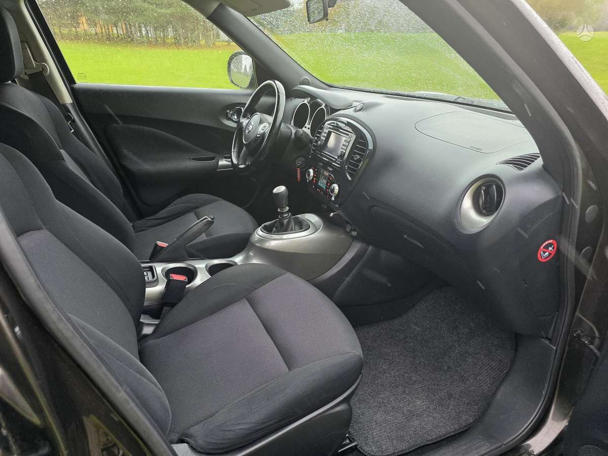 Nissan Juke 2011 — photo 21