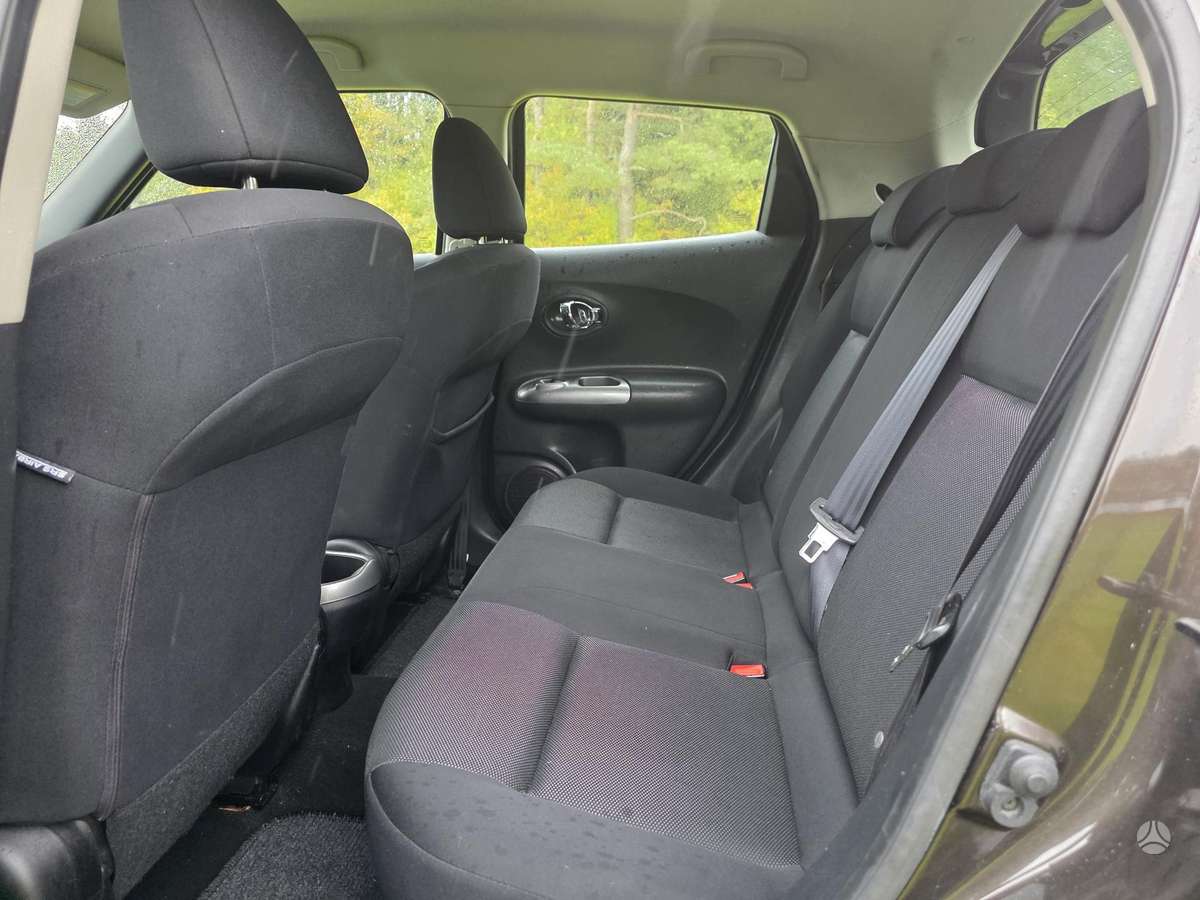 Nissan Juke 2011 — photo 24