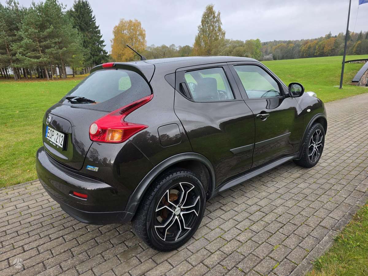 Nissan Juke 2011 — photo 9