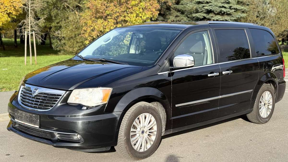 Lancia Voyager, 2014