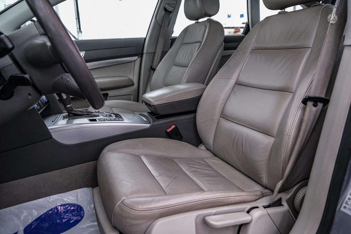 Audi A6 2010 — photo 6