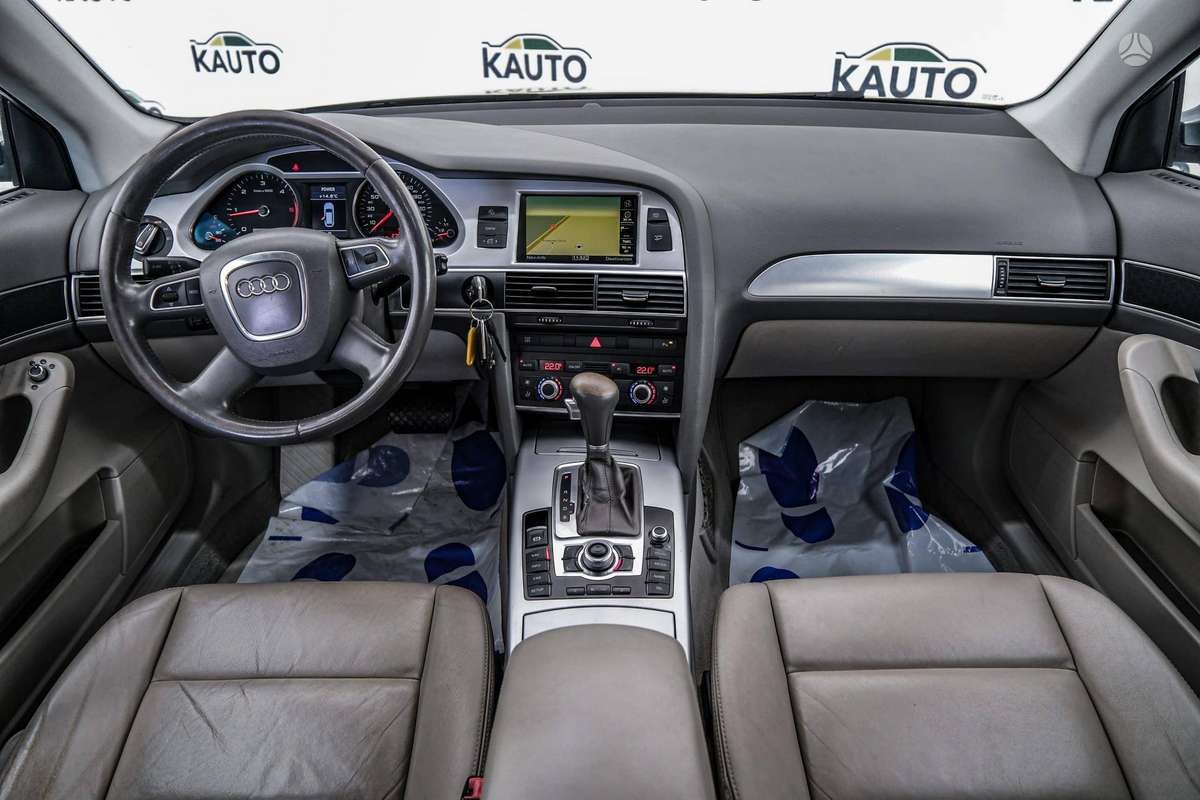 Audi A6 2010 — photo 8