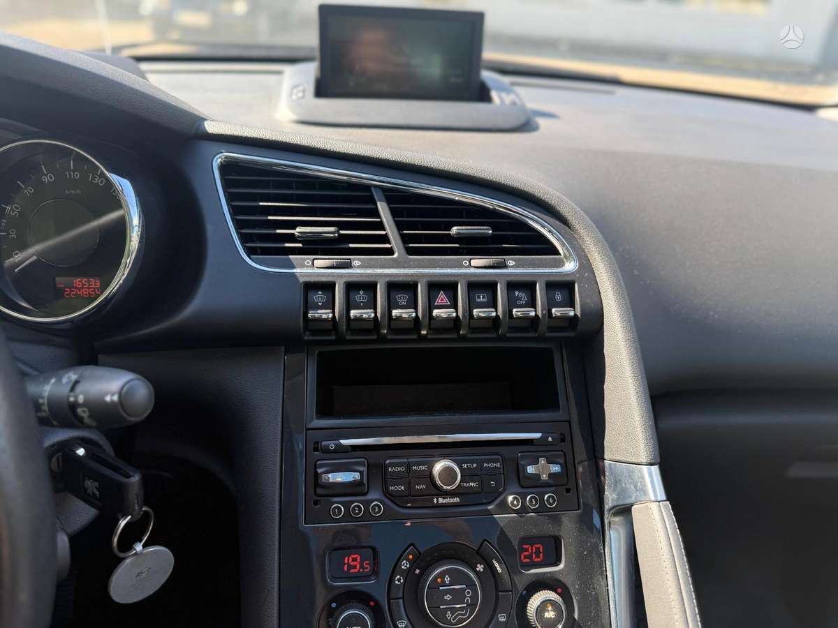 Peugeot 3008 2014 — photo 5