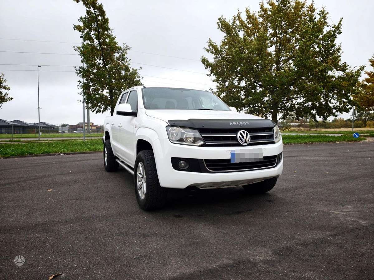 Volkswagen Amarok 2011 — вигляд ззаду