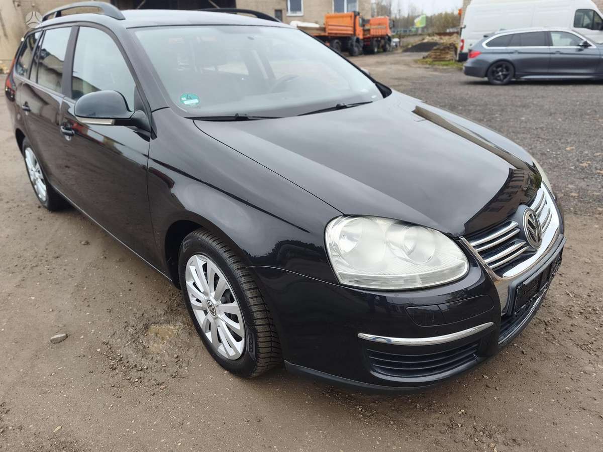 Volkswagen Golf 2008 — вигляд ззаду