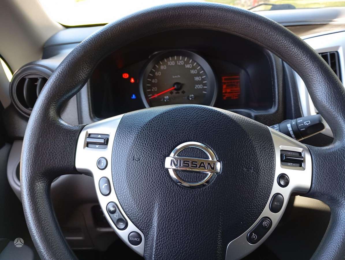 Nissan NV200 2011 — photo 12