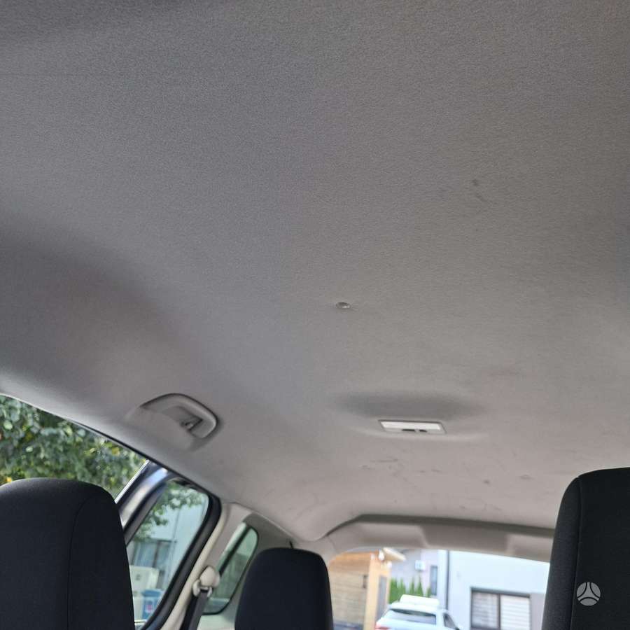 Mazda 5 2012 — photo 12
