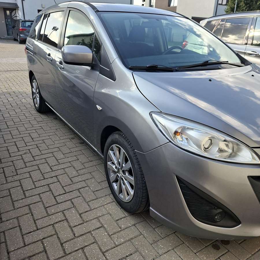 Mazda 5 2012 — rear view