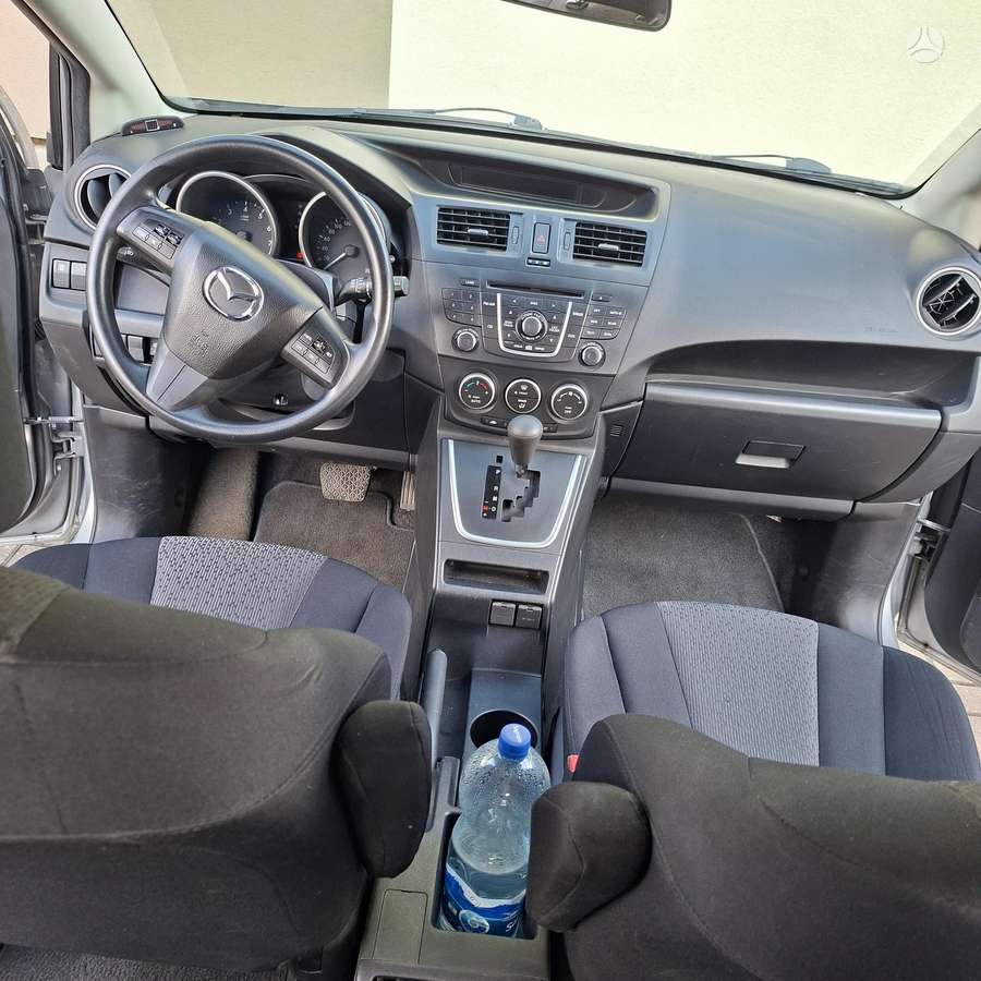 Mazda 5 2012 — photo 7