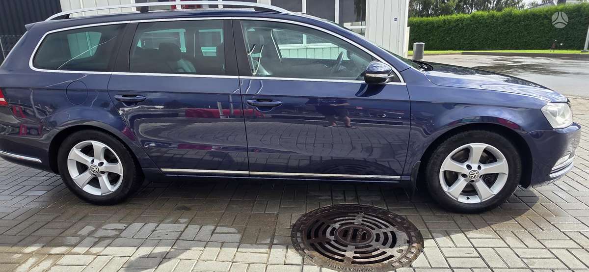 Volkswagen Passat 2012 — engine 1968 cm³, 140 HP (103kW)