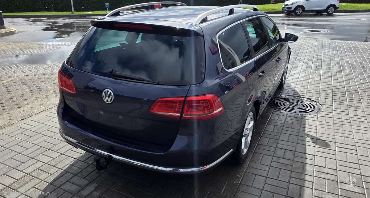 Volkswagen Passat 2012 — photo 6