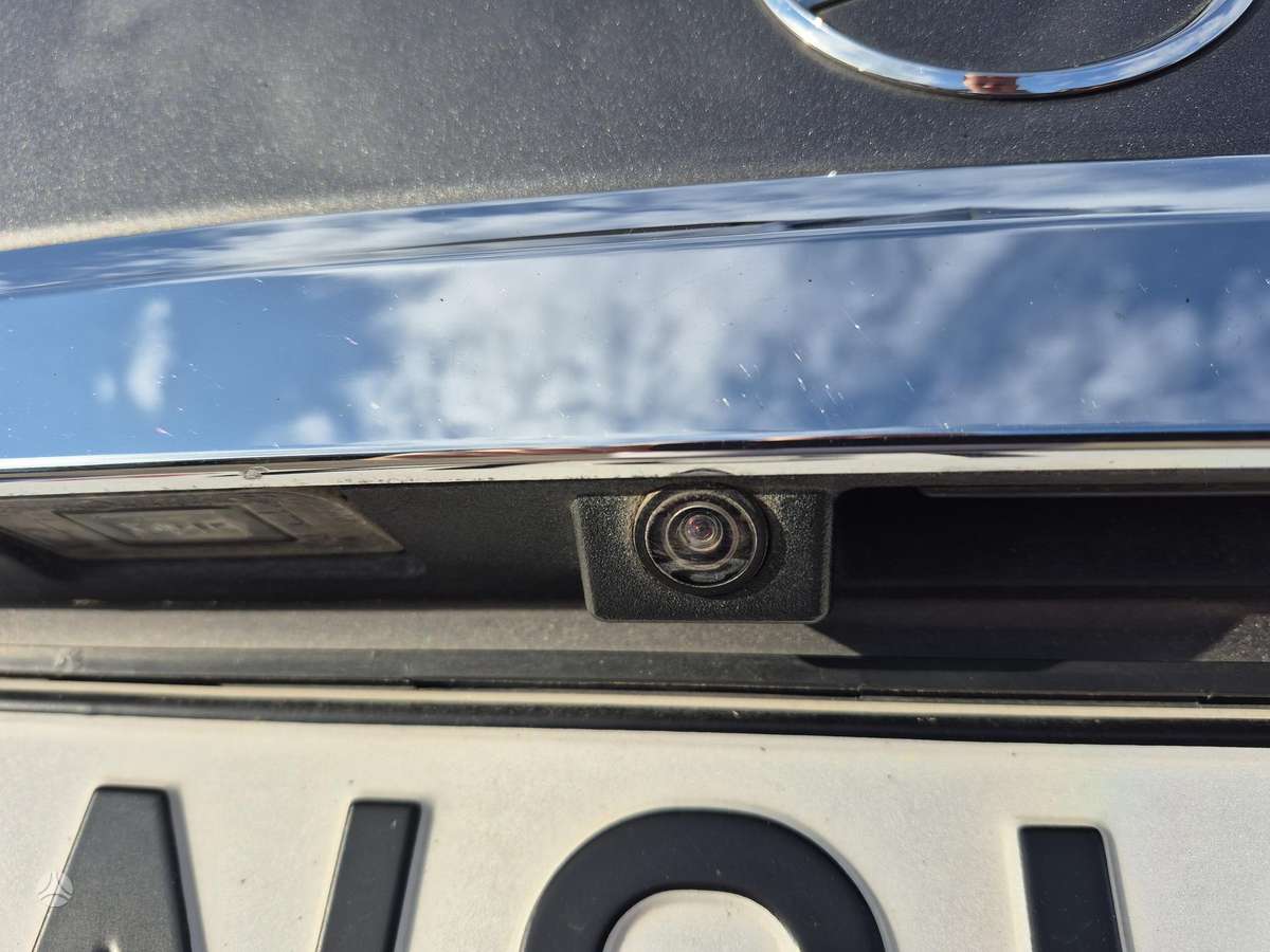 Mercedes-Benz B200 2012 — photo 19