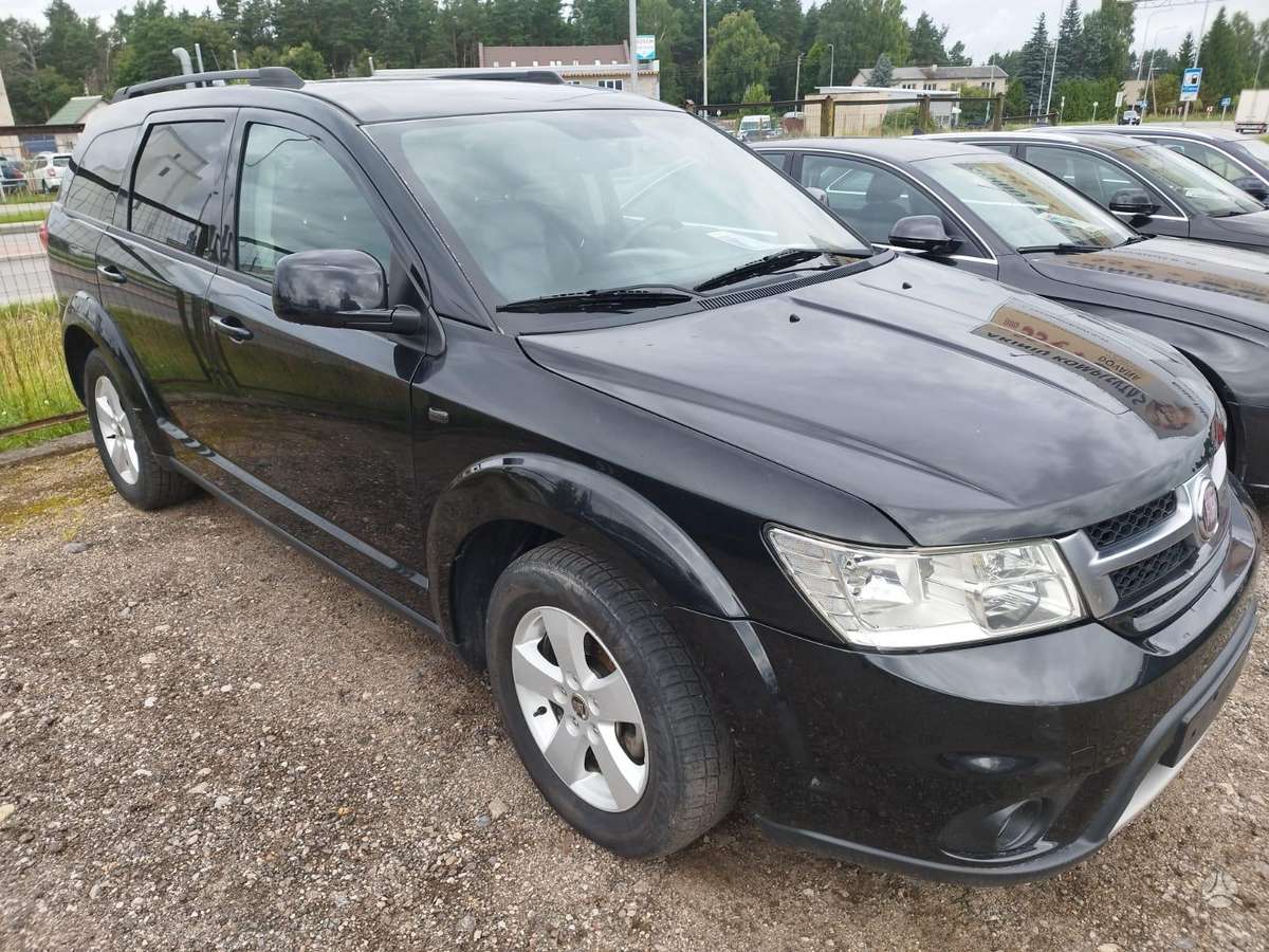 Fiat Freemont 2012 — engine 2000 cm³, 170 HP (125kW)