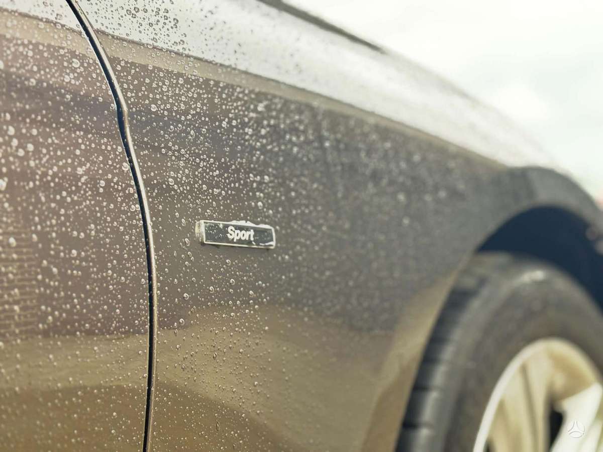 BMW 320 2012 — interior