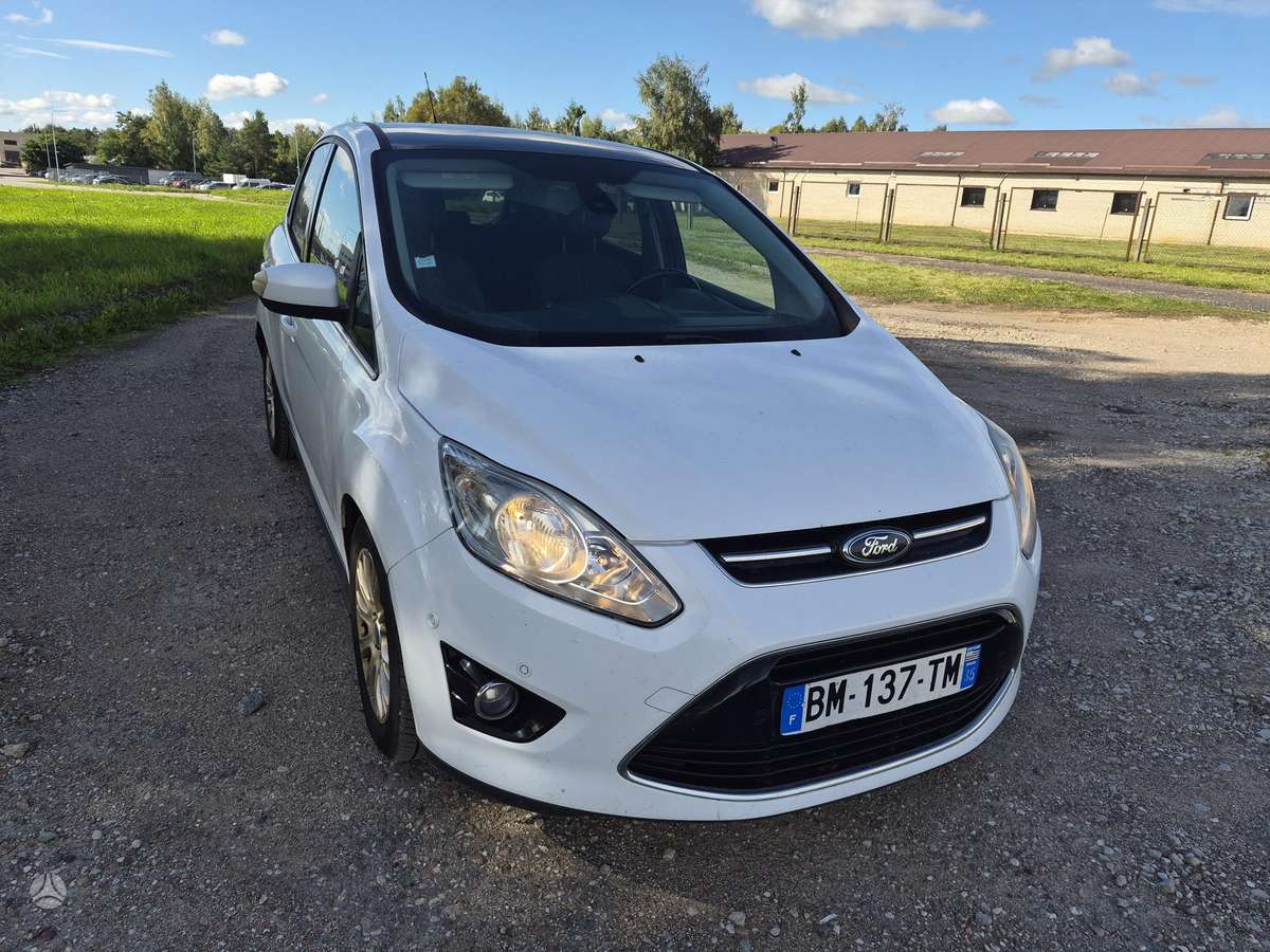 Ford C-MAX 2011 — interior