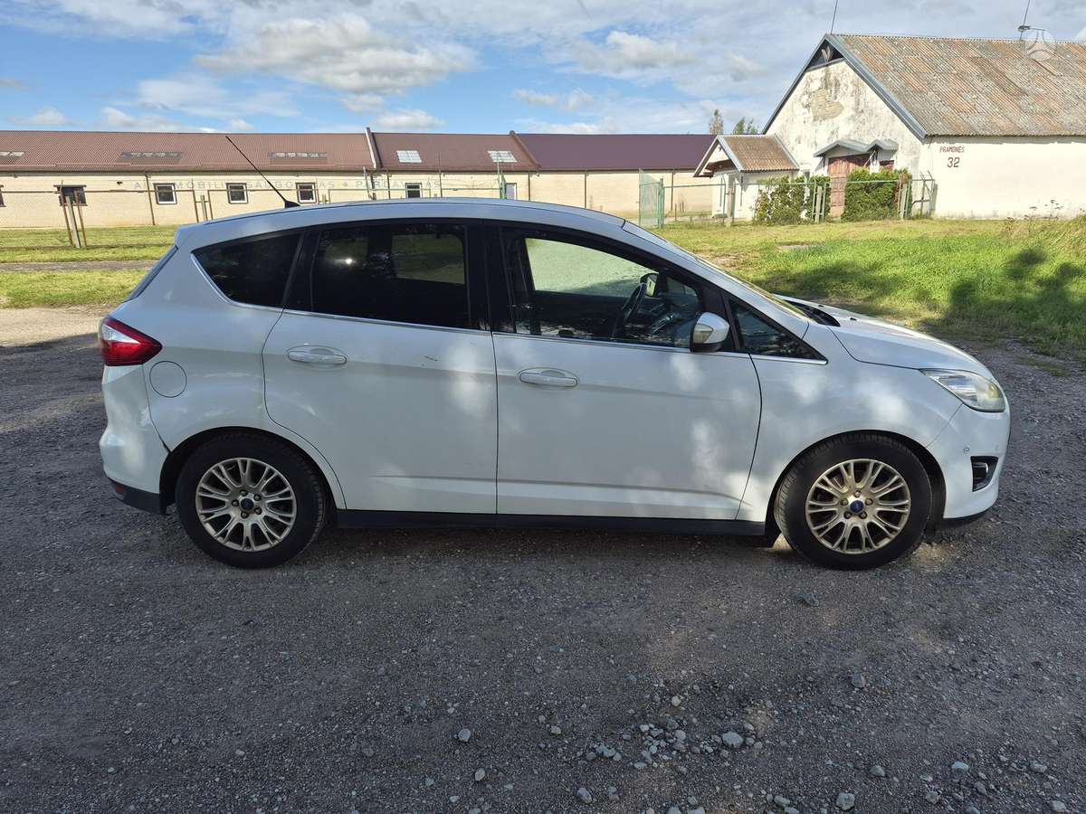 Ford C-MAX 2011 — engine 1560 cm³, 116 HP (85kW)