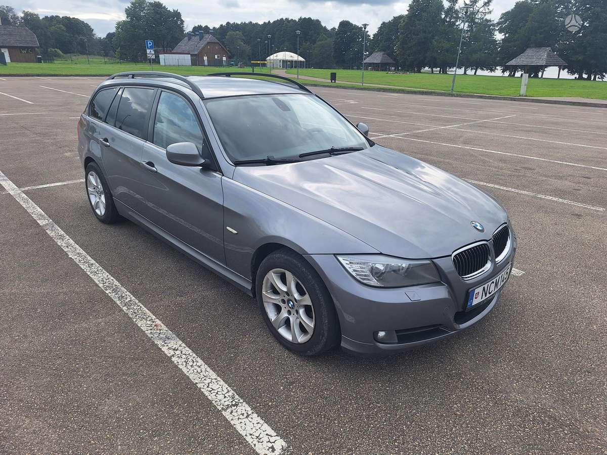 BMW 320, 2009