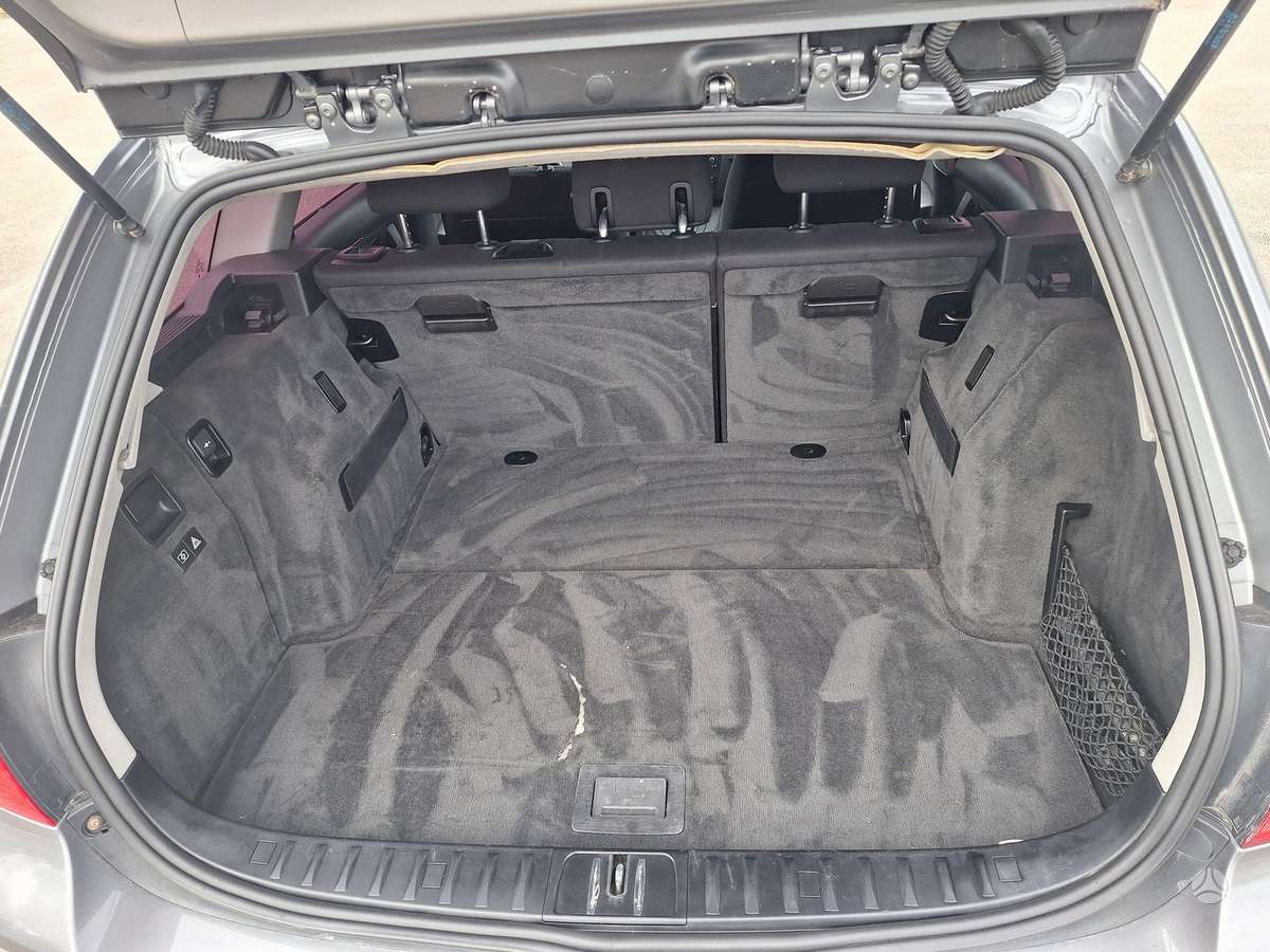 BMW 320 2009 — photo 5