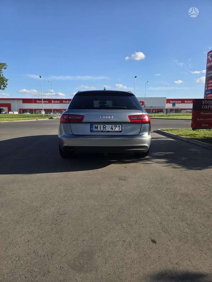 Audi A6 2013 — салон