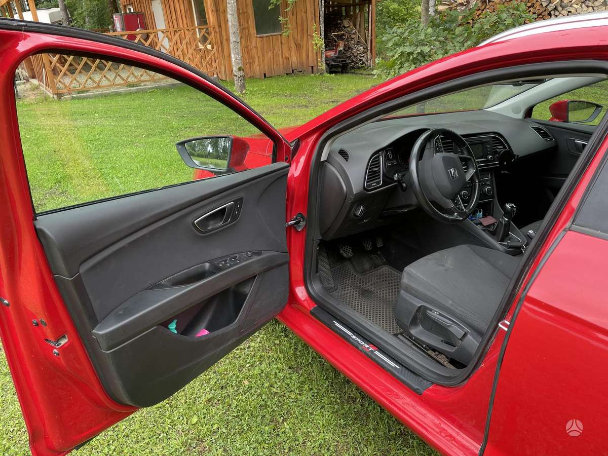 Seat Leon 2015 — photo 10