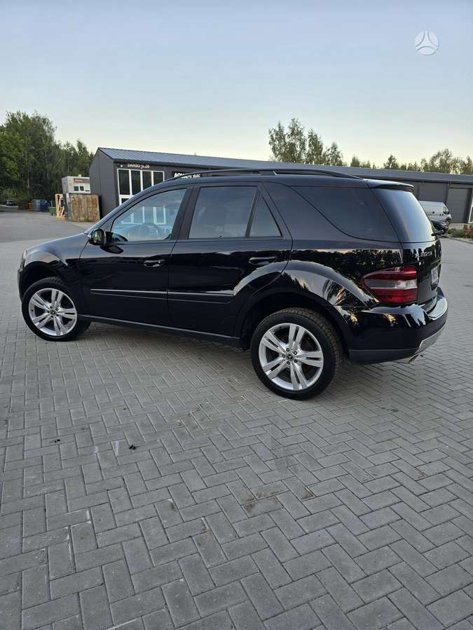 Mercedes-Benz ML280 2007 — interior