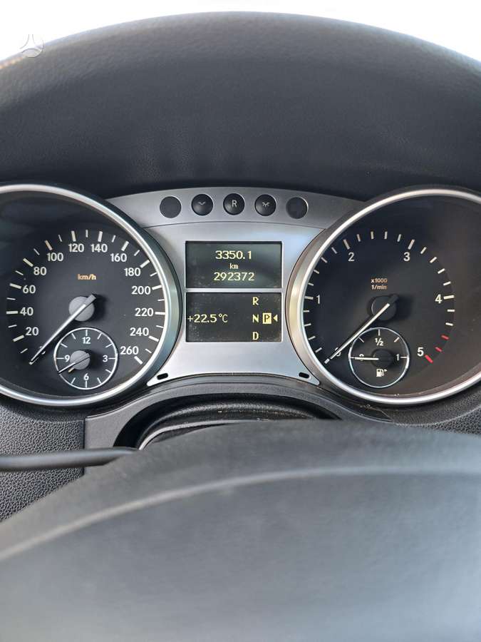 Mercedes-Benz ML280 2007 — photo 32