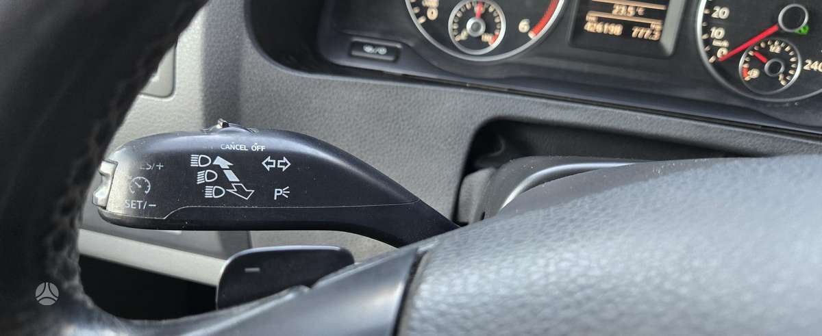 Volkswagen Transporter 2013 — photo 6