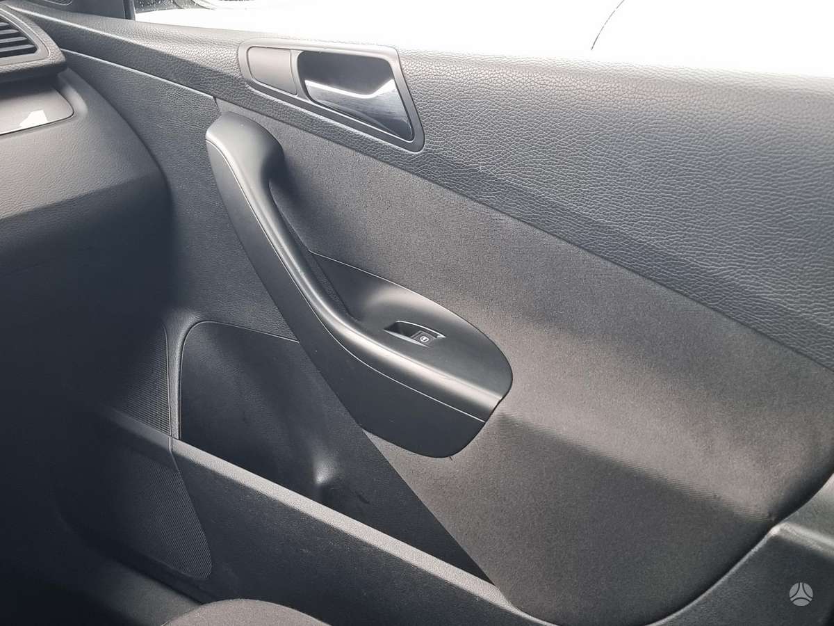 Volkswagen Passat 2008 — photo 12